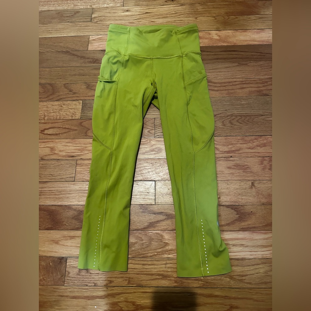 Lululemon Invigorate Cropped Leggings Sz 2 Luxtreme Reflective Charged Lemon
